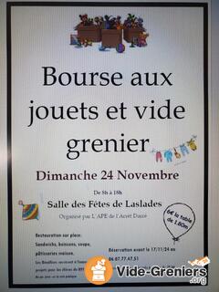 Photo de l'événement Bourse aux jouets et vide grenier organisé par l'APE