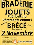 Braderie jouets puériculture vêtements enfants