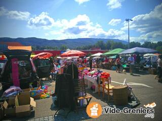 Photo de l'événement Brocante-Vide-Grenier le Brézet Intermarché