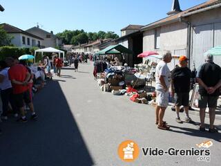 Photo de l'événement brocante vide greniers ACCA LAY ST REMY