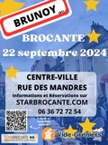 Jolie Brocante de Centre-ville De Brunoy