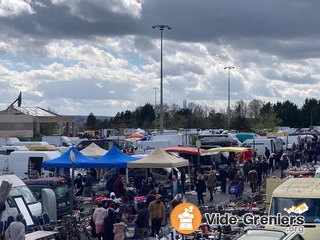 Photo de l'événement L'incontournable Brocante du 1er MAI