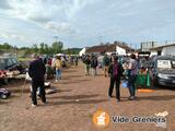 Marché aux puce du S.O.M.(coté de la piscine Aquagliss)