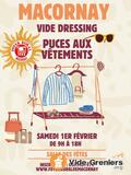 Photo Vide dressing - Puces aux vêtements à Macornay