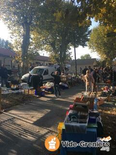 Photo de l'événement Vide grenier annuel village de Lamothe