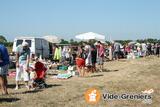 Photo Vide grenier - camping municipal - Enfants de St Benoit à Saint-Benoît-des-Ondes