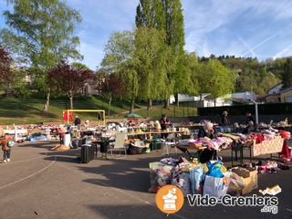 Photo de l'événement Vide grenier du centre social Germaine Tillion