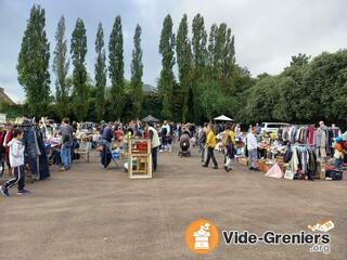 Photo de l'événement Vide Grenier du Comité de Quartier Beauvallon-Ville Bougault