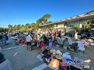 Photo de l'événement Vide grenier du lycée Simone Veil de Valbonne