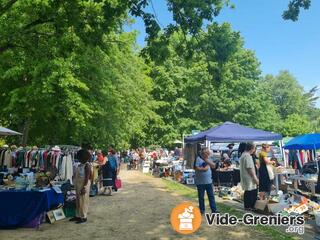 Photo de l'événement Vide grenier du Pont Romain