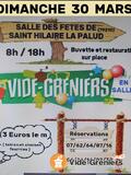 Photo vide grenier en intérieur à Saint-Hilaire-la-Palud