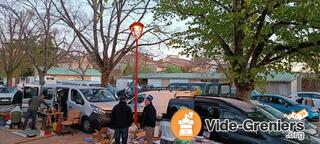 Photo de l'événement Vide grenier de l'école de Vissenty