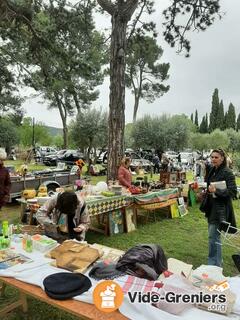 Photo de l'événement Vide Grenier des Vendanges