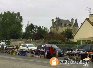 Photo de l'événement vide greniers du comité de jumelage