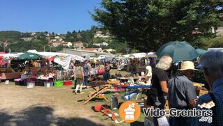 Photo de l'événement Vide-greniers et marché artisanal