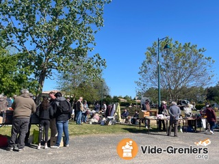 Photo de l'événement Vide greniers Fête St Michel