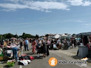 Photo de l'événement Vide greniers foire d'Automne