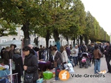 Photo vide greniers de la vieille ville à Nancy