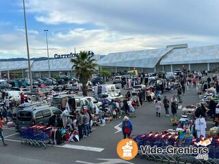 Photo de l'événement Vide greniers parking carrefour puget-sur-argens